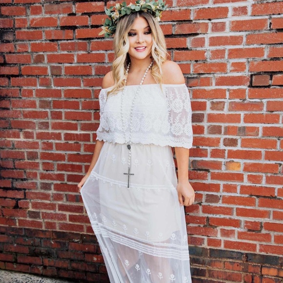 Southern Fried Chics Dresses & Skirts - NWT BOHO CHIC OFF-SHOULDER WEDDING DRESS